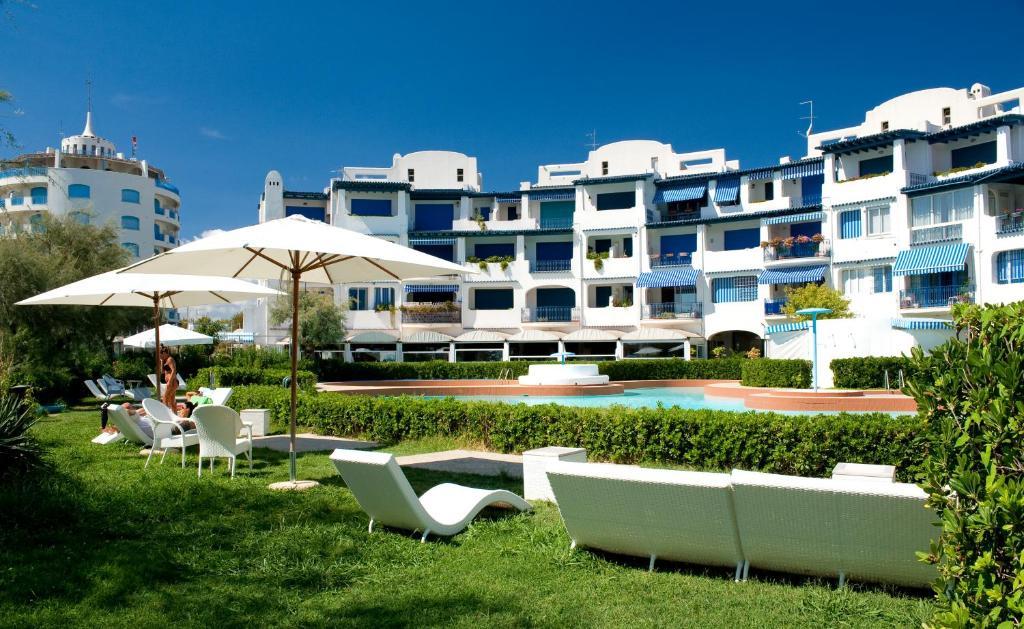 Portoverde Beach Apartments Misano Adriatico Exterior photo