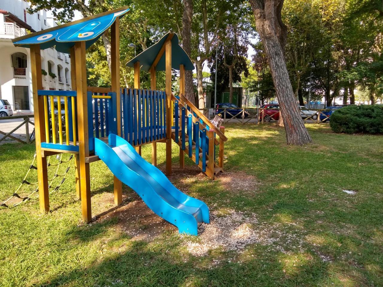 Portoverde Beach Apartments Misano Adriatico Exterior photo