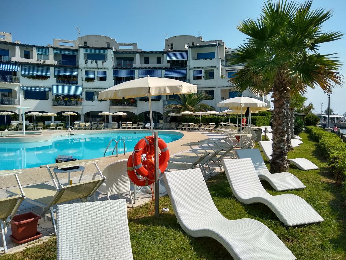 Portoverde Beach Apartments Misano Adriatico Exterior photo