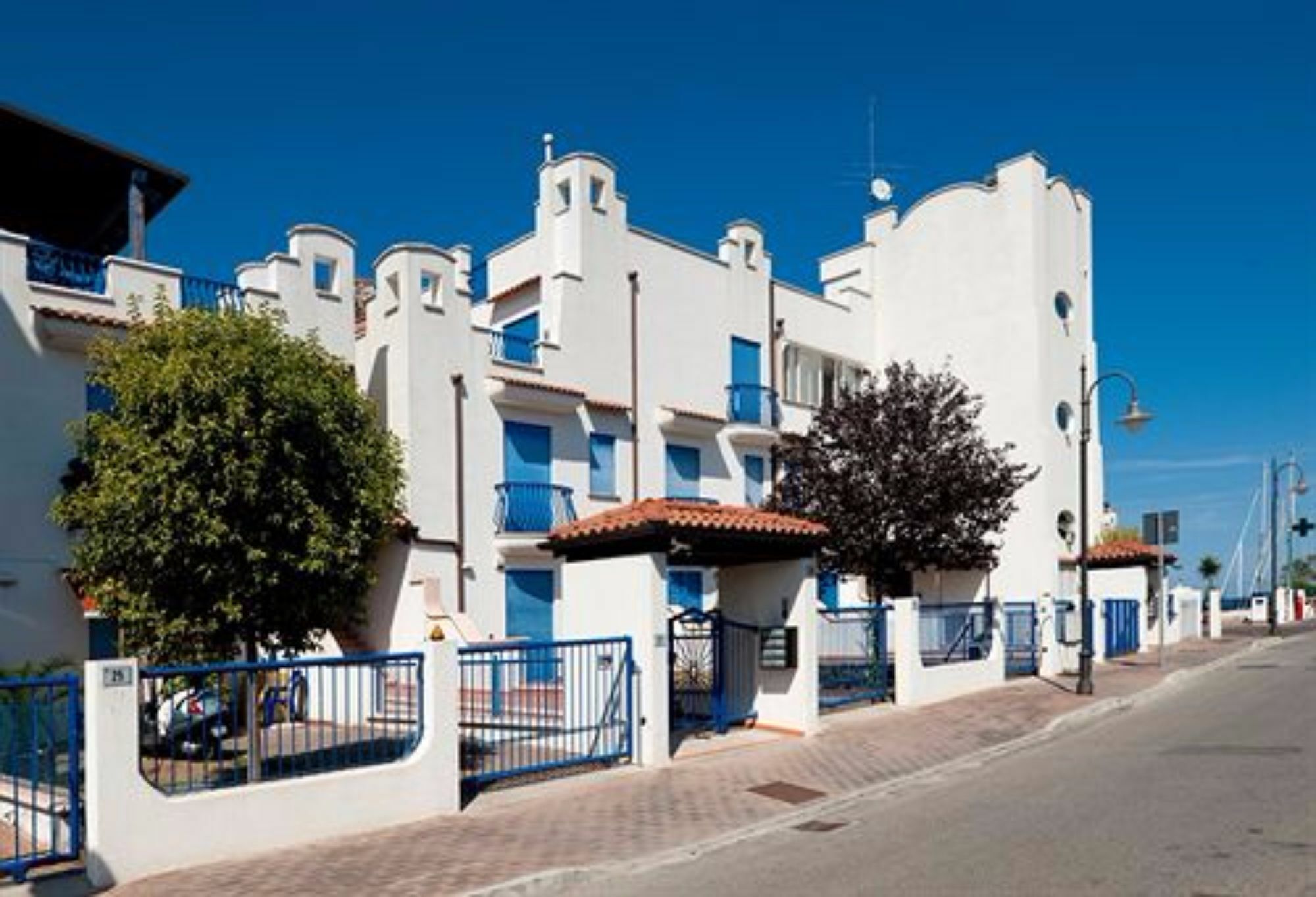 Portoverde Beach Apartments Misano Adriatico Exterior photo